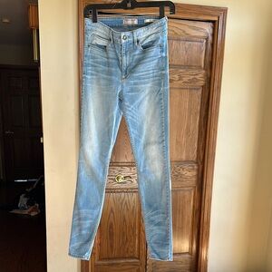 Guess 1981 Skinny Blue Jeans